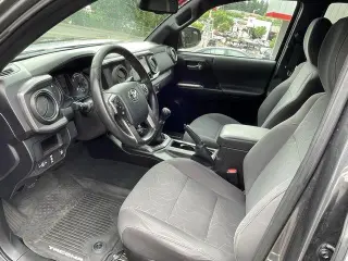 Toyota Tacoma 2016 4x4 SR V6 4dr Double Cab 5.0 ft SB