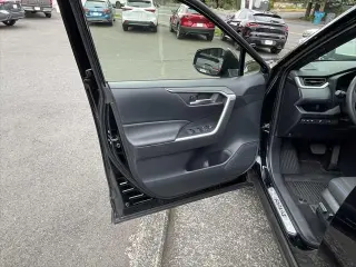 Toyota RAV4 Hybrid 2025 AWD SE 4dr SUV