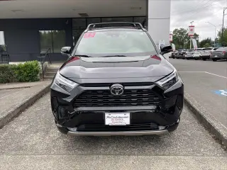 Toyota RAV4 Hybrid 2025 AWD SE 4dr SUV