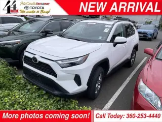 Toyota RAV4 2024 AWD XLE 4dr SUV