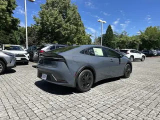 Toyota Prius Plug-in Hybrid 2025 SE 4dr Hatchback