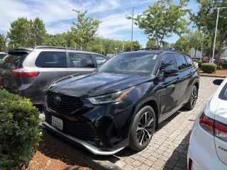 Toyota Highlander 2022 AWD XSE 4dr SUV