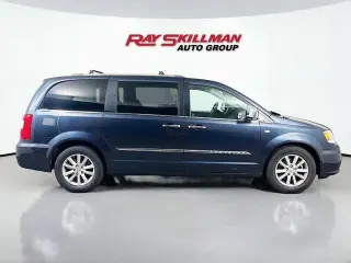 Chrysler Town and Country 2014 Touring-L 4dr Mini-Van
