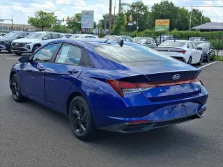 Hyundai ELANTRA 2023 SEL 4dr Sedan