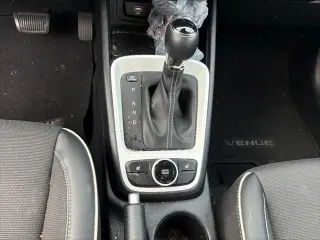 Hyundai VENUE 2023 Limited 4dr Crossover