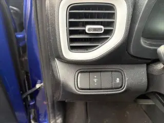 Hyundai VENUE 2023 Limited 4dr Crossover
