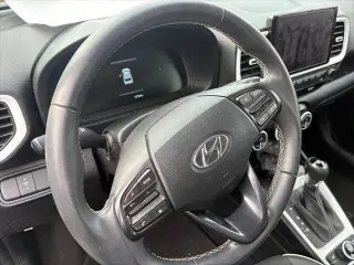 Hyundai VENUE 2023 Limited 4dr Crossover