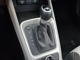 Hyundai VENUE 2023 SEL 4dr Crossover
