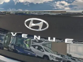 Hyundai VENUE 2023 SEL 4dr Crossover