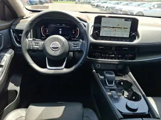 Nissan Rogue 2022 AWD Platinum 4dr Crossover