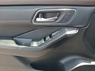 Nissan Rogue 2022 AWD Platinum 4dr Crossover