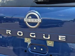 Nissan Rogue 2022 AWD Platinum 4dr Crossover