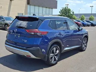 Nissan Rogue 2022 AWD Platinum 4dr Crossover