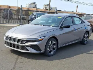 Hyundai ELANTRA 2025 SEL Sport 4dr Sedan