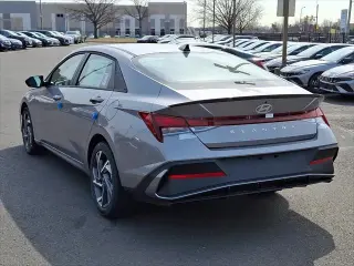 Hyundai ELANTRA 2025 SEL Sport 4dr Sedan