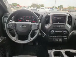 Chevrolet Silverado 1500 2023 4x2 Custom 4dr Crew Cab 5.8 ft. SB