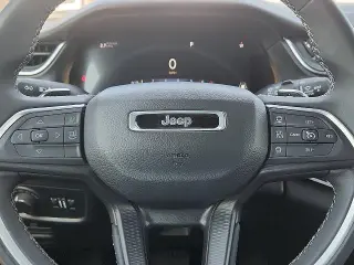 Jeep Grand Cherokee L 2024 4x4 Laredo 4dr SUV