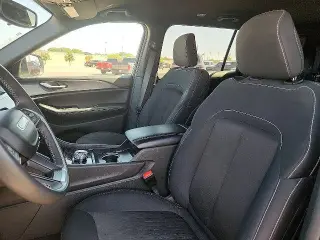 Jeep Grand Cherokee L 2024 4x4 Laredo 4dr SUV