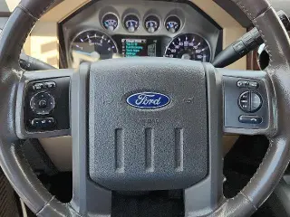 Ford F-250 Super Duty 2013 4x4 King Ranch 4dr Crew Cab 6.8 ft. SB Pickup