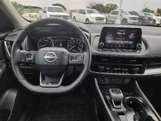 Nissan Rogue 2025 SV 4dr Crossover