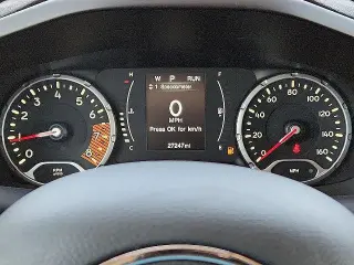 Jeep Renegade 2023 4x4 (Red) Edition 4dr SUV