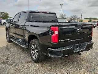 Chevrolet Silverado 1500 2022 4x4 RST 4dr Crew Cab 5.8 ft. SB