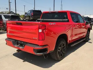 Chevrolet Silverado 1500 2022 4x4 RST 4dr Crew Cab 5.8 ft. SB