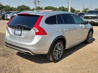Volvo V60 Cross Country 2018 AWD T5 Premier 4dr Wagon