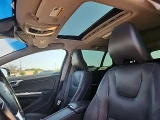 Volvo V60 Cross Country 2018 AWD T5 Premier 4dr Wagon