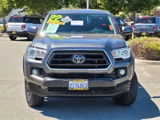 Toyota Tacoma 2022 4x2 TRD Sport 4dr Double Cab 6.1 ft LB