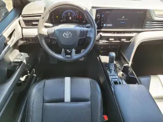 Toyota Camry 2025 SE 4dr Sedan