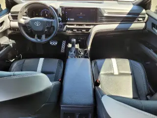 Toyota Camry 2025 SE 4dr Sedan