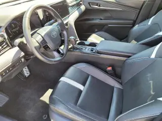 Toyota Camry 2025 SE 4dr Sedan
