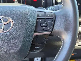 Toyota Camry 2025 SE 4dr Sedan