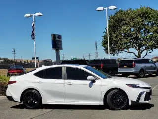 Toyota Camry 2025 SE 4dr Sedan