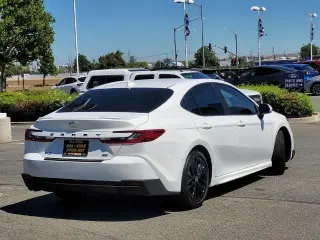 Toyota Camry 2025 SE 4dr Sedan