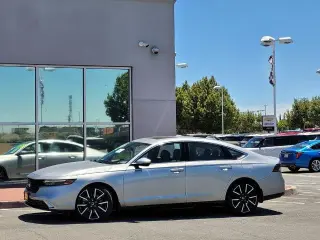 Honda Accord Hybrid 2024 Touring 4dr Sedan