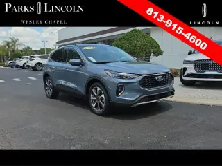 Ford Escape 2023 AWD Platinum 4dr SUV