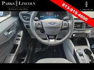 Ford Escape 2023 AWD Platinum 4dr SUV
