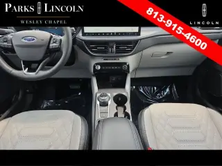 Ford Escape 2023 AWD Platinum 4dr SUV