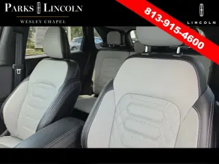 Ford Escape 2023 AWD Platinum 4dr SUV