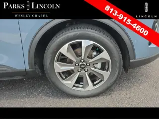 Ford Escape 2023 AWD Platinum 4dr SUV