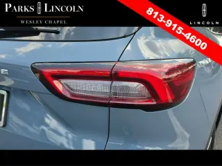 Ford Escape 2023 AWD Platinum 4dr SUV