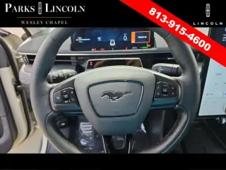 Ford Mustang Mach-E 2025 AWD Select 4dr SUV