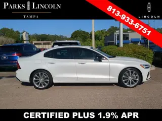 Volvo S60 2021 AWD T5 Momentum 4dr Sedan