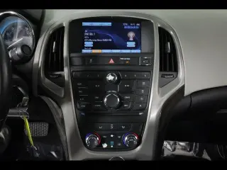 Buick Verano 2013 Base 4dr Sedan