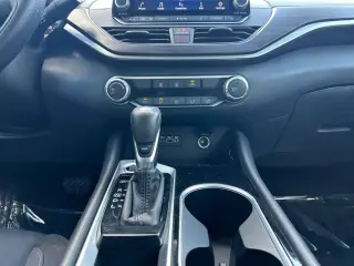 Nissan Altima 2024 2.5 SV 4dr Sedan
