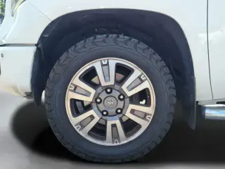 Toyota Tundra 2021 4x4 SR5 4dr CrewMax Cab Pickup SB