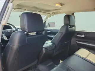 Toyota Tundra 2021 4x4 SR5 4dr CrewMax Cab Pickup SB