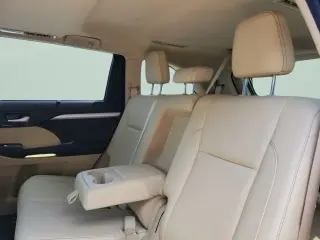 Toyota Highlander 2017 AWD XLE 4dr SUV